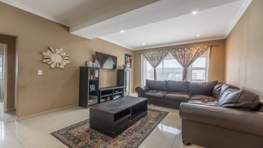 2 Bedroom Property for Sale in Parklands Western Cape